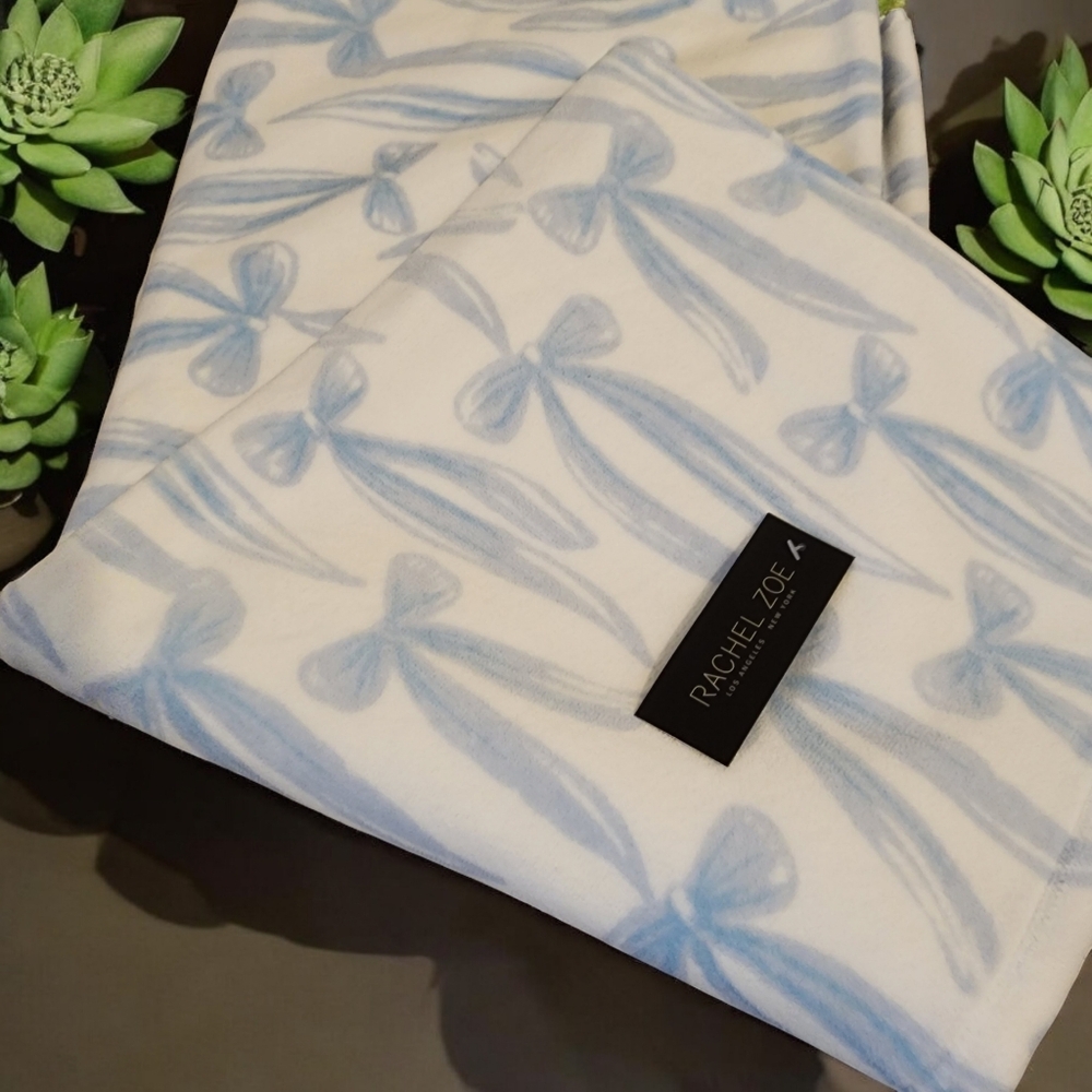 Rachael Zoe Blue White Bows Ribbons S/ 2 Bath Towels 100% Cotton